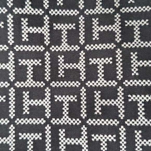 🖤🤍 Brand New Tommy Hilfiger Monogram Black & White Crossbody Purse  Bag - Picture 4 of 16